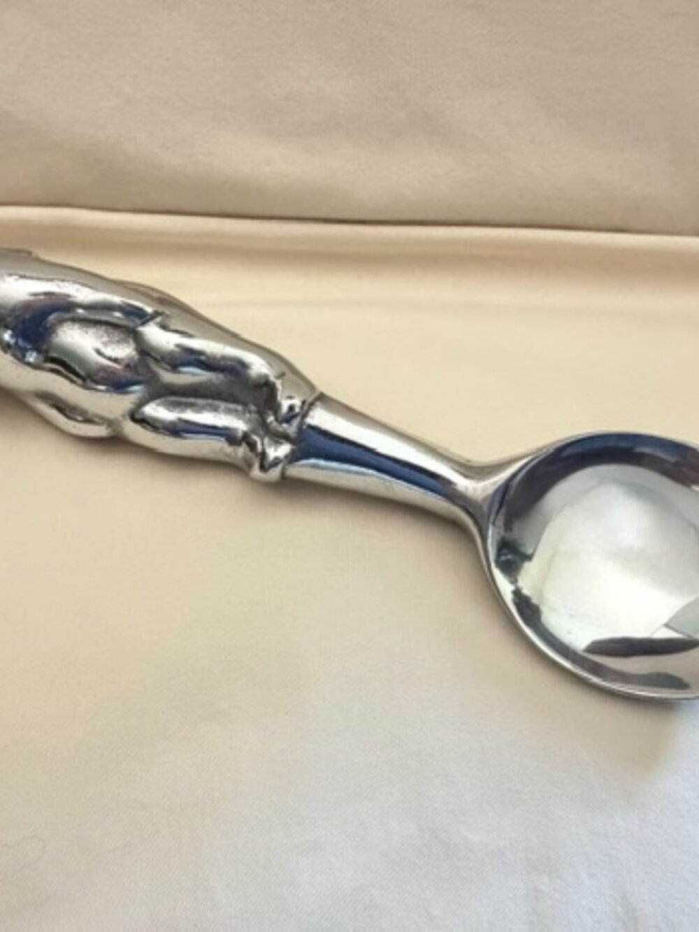 Vintage Mariposa Bunny Ice Cream Scoop